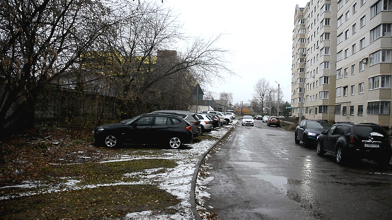  В Твери продолжаются рейды по выявлению нарушителей правил парковки